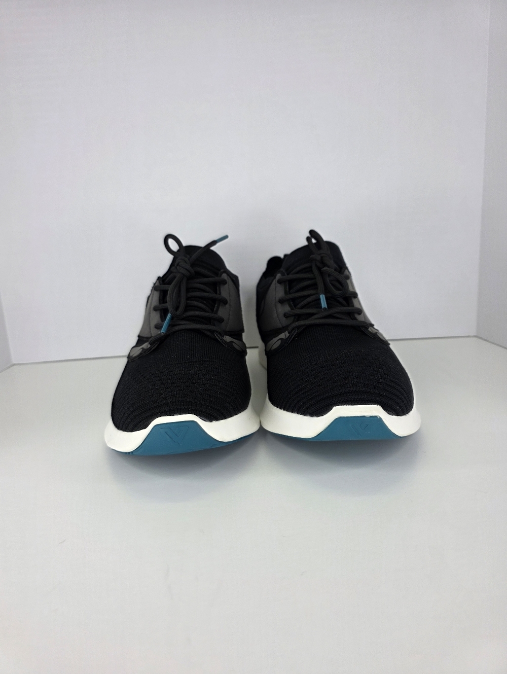 Vessi Everyday 2.0 Men's Size 11 Waterproof Travel Sneakers Black Casual Shoes - Picture 5 of 15